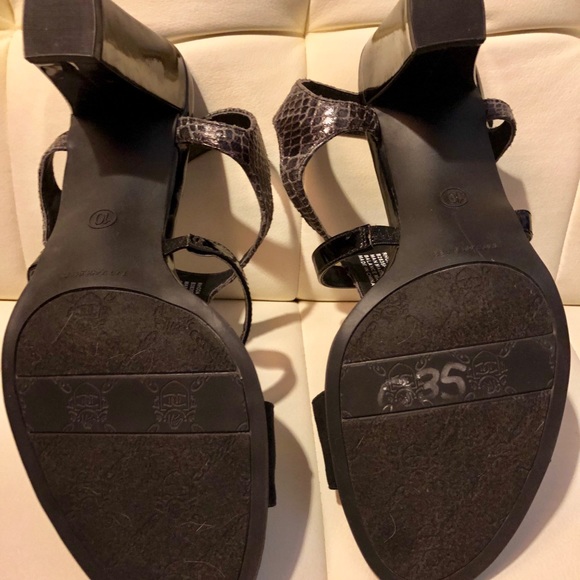 Etienne Aignet Snakeskin Patterned Heeled Sandals - Picture 6 of 6